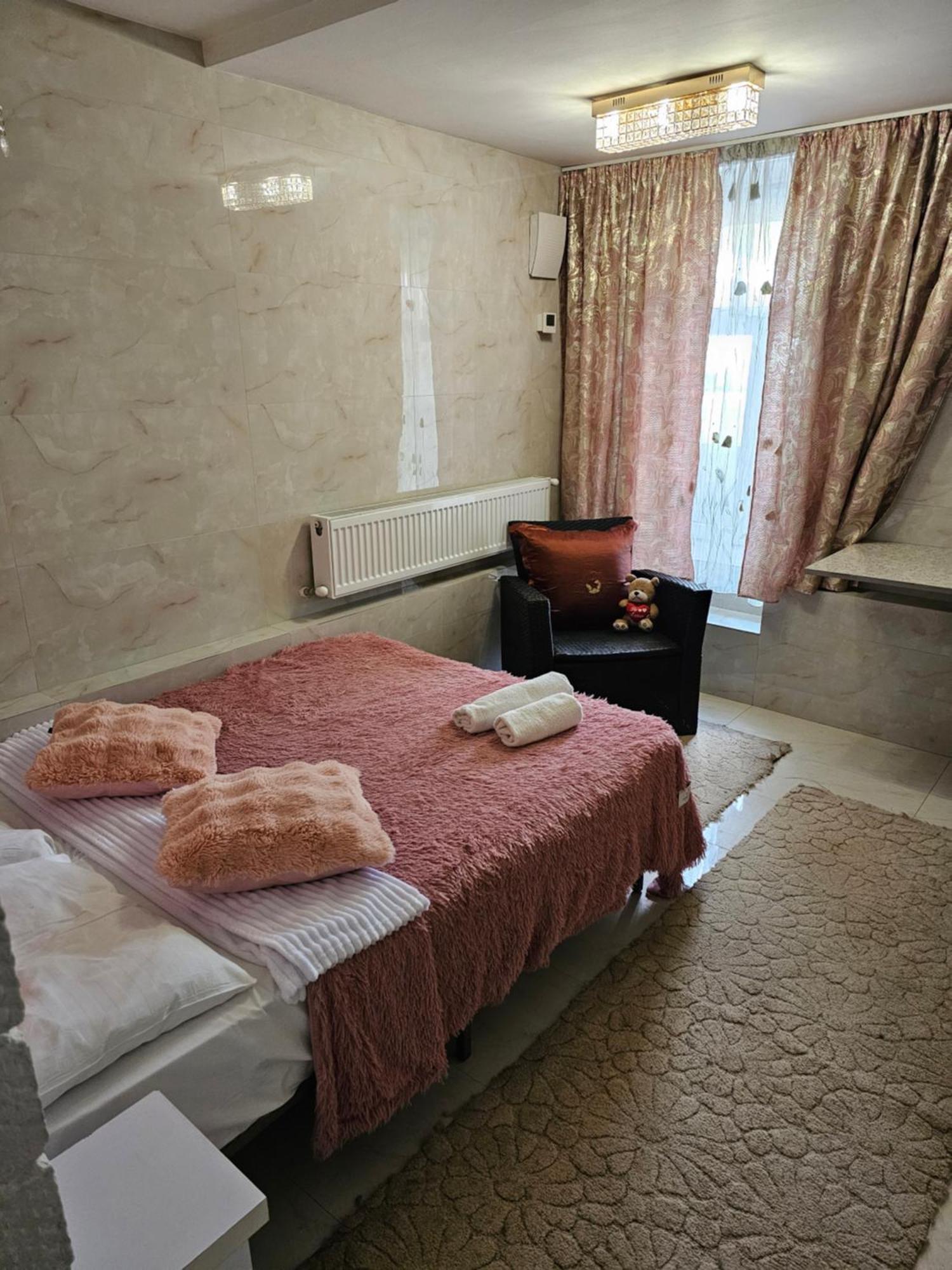 Rose Studio Chisinau Bagian luar foto