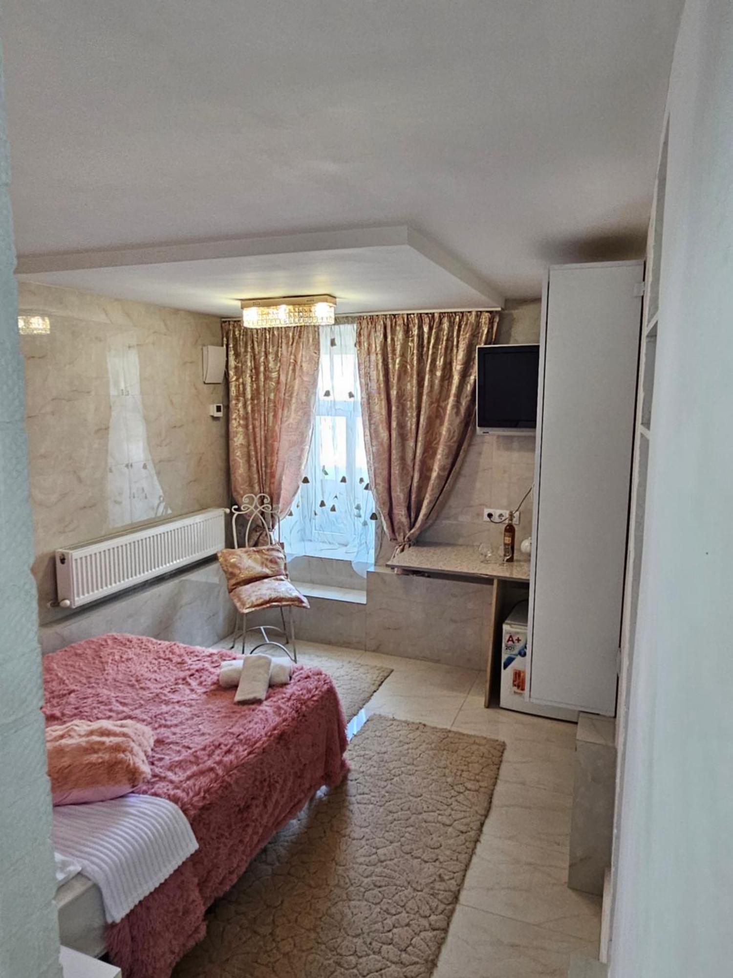 Rose Studio Chisinau Bagian luar foto