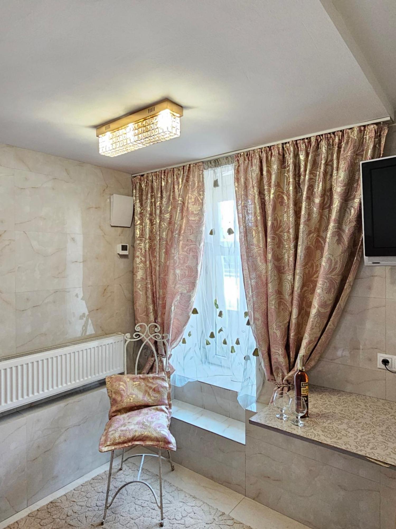 Rose Studio Chisinau Bagian luar foto